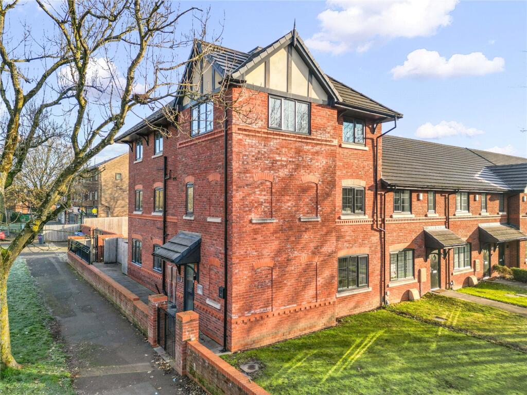 Main image of property: Wendover Road, Brooklands, Greater Manchester, M23