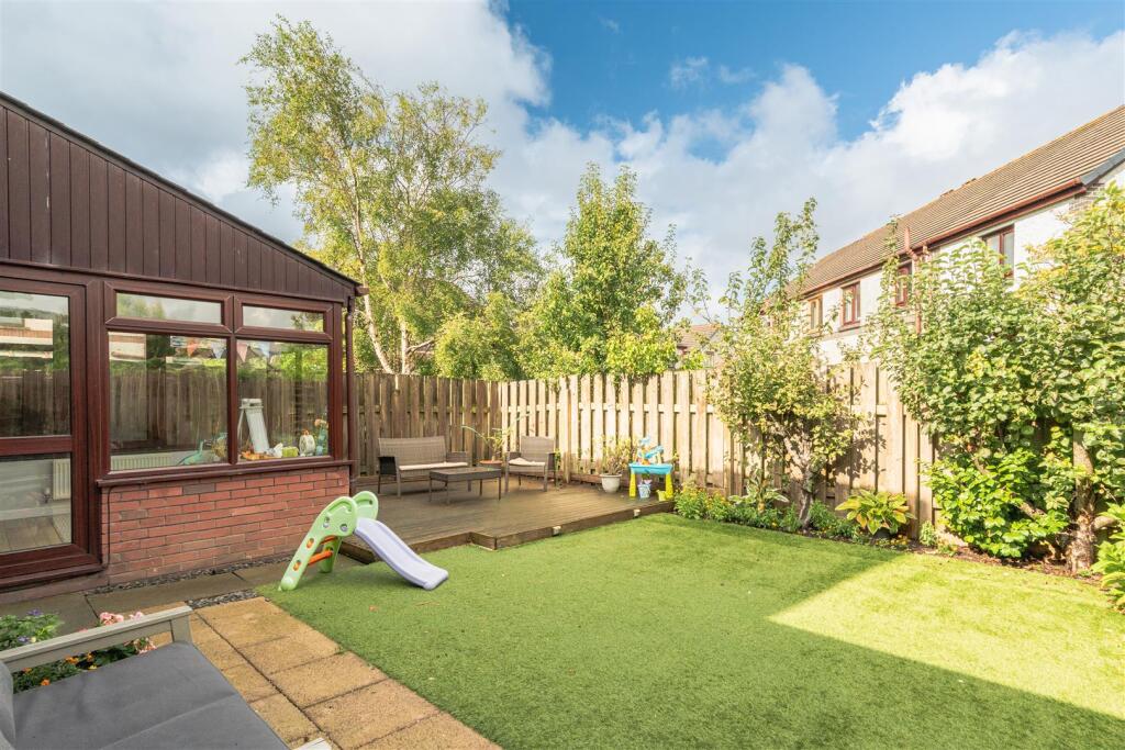 House in Lancaster - View 4