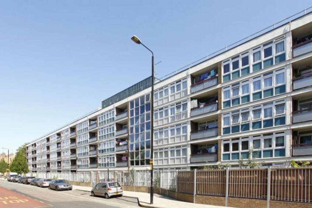 Main image of property: Bigland Street, London, E1