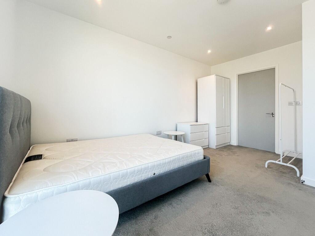 Apartment in Manchester - View 5