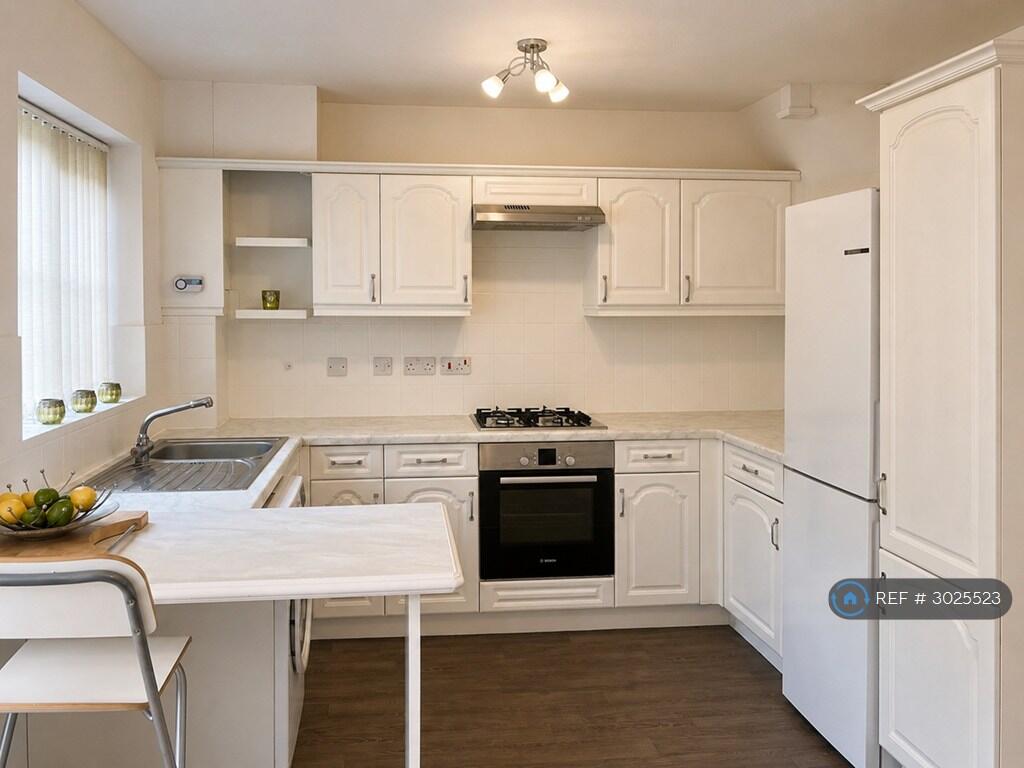 House in Dudley - View 3