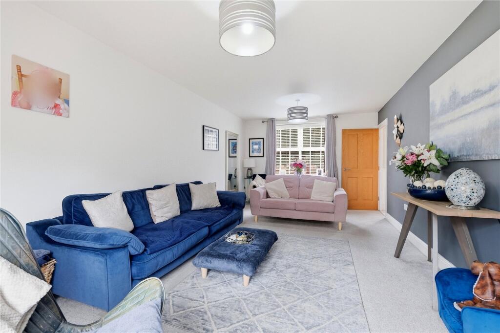 House in Pendle, Barnoldswick - More