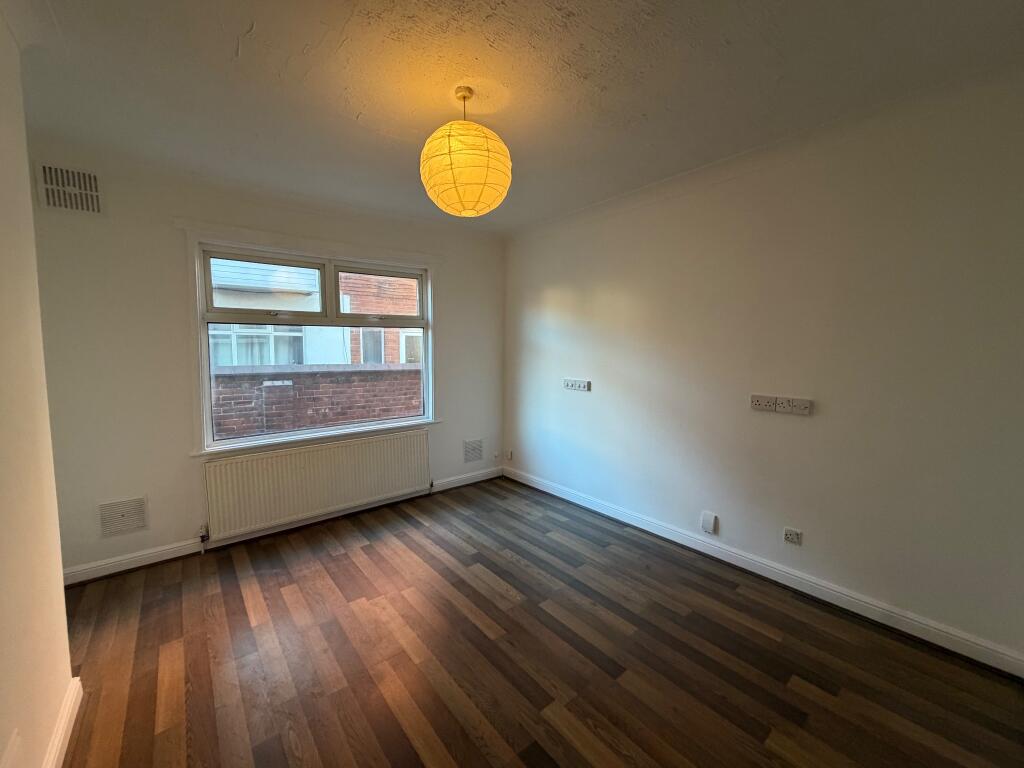 Apartment in Doncaster - More