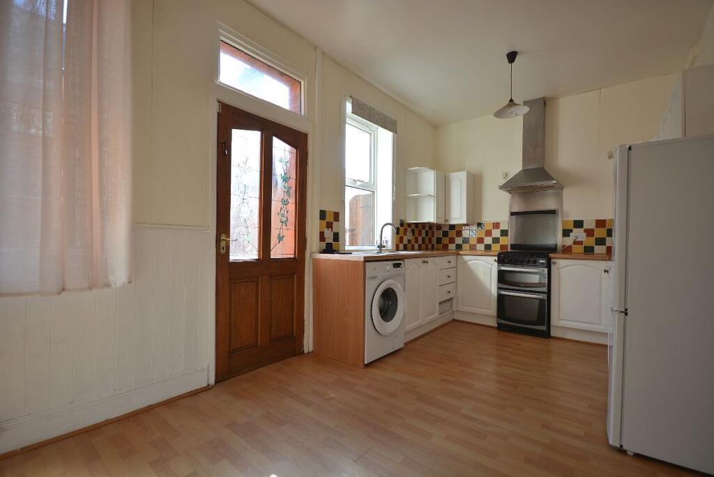 The Square, Bestwood Village photo 4