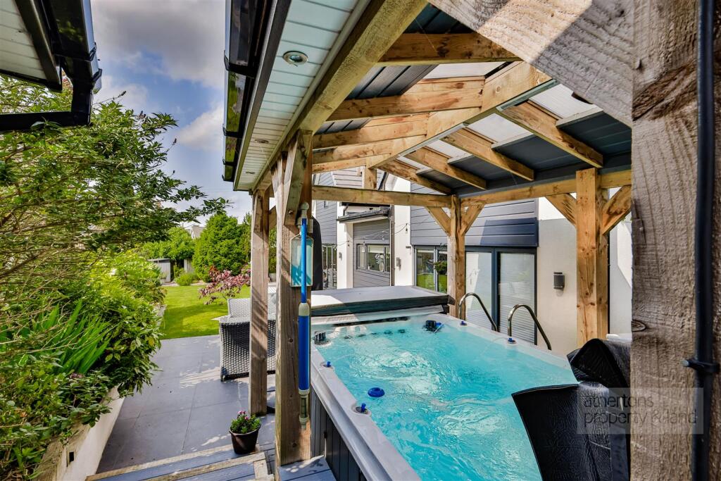 Additional image 34 of Red Lees Road, Cliviger, Burnley BB10