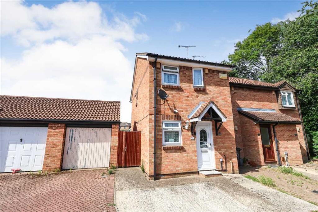 Main image of property: Frogmore Close, Cippenham