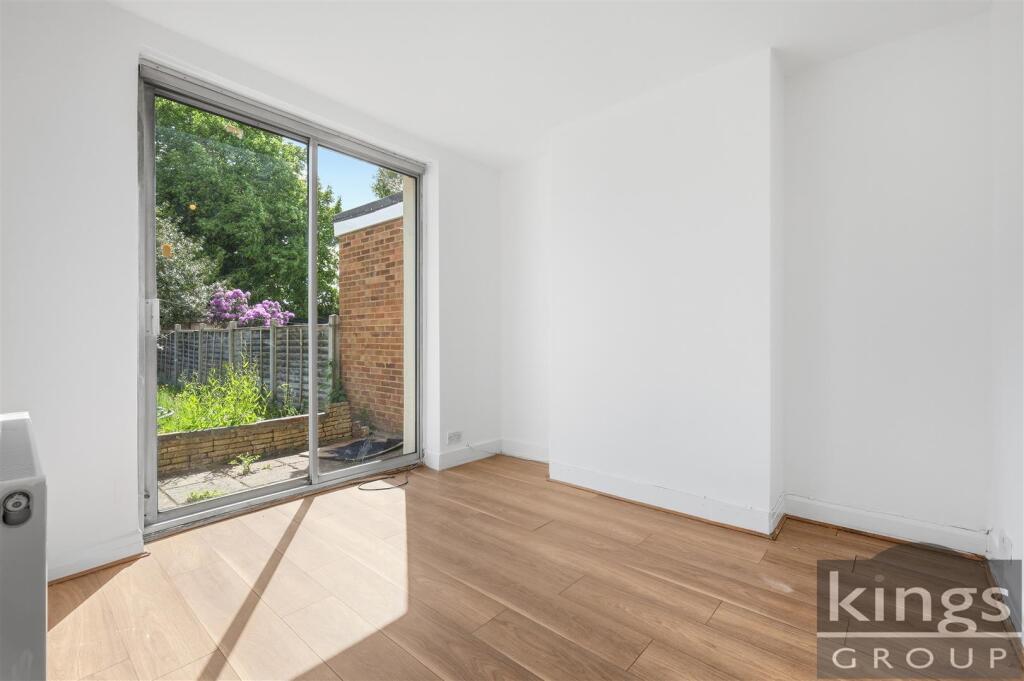 Sedcote Road, Enfield London - View 6