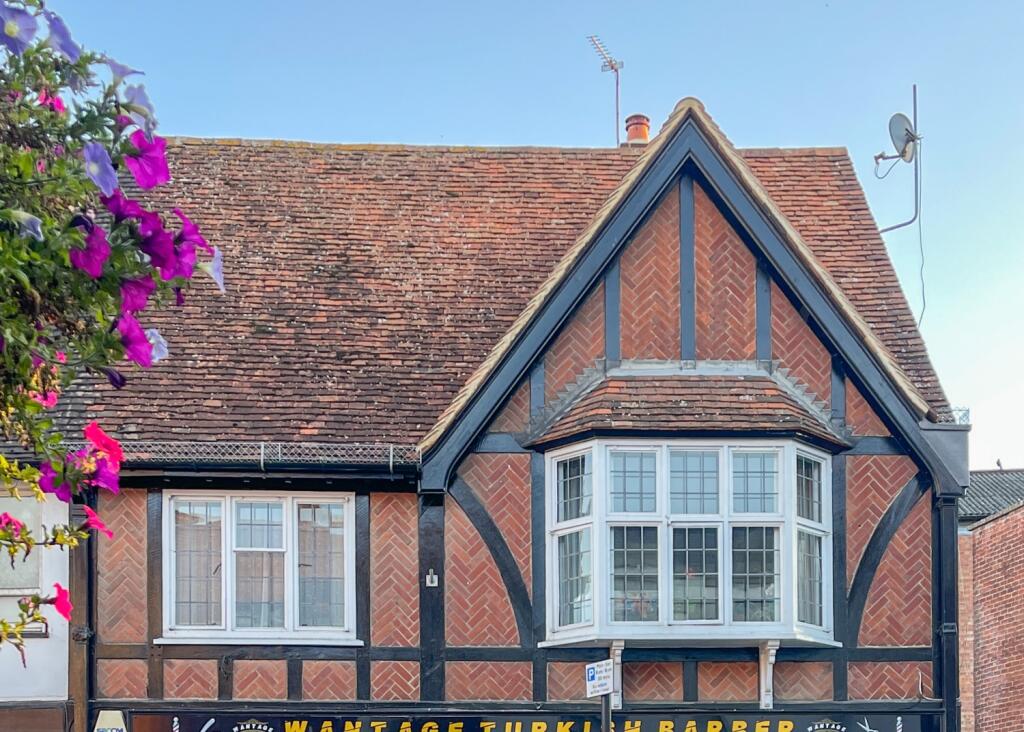 Main image of property: Wallingford Street, Wantage,