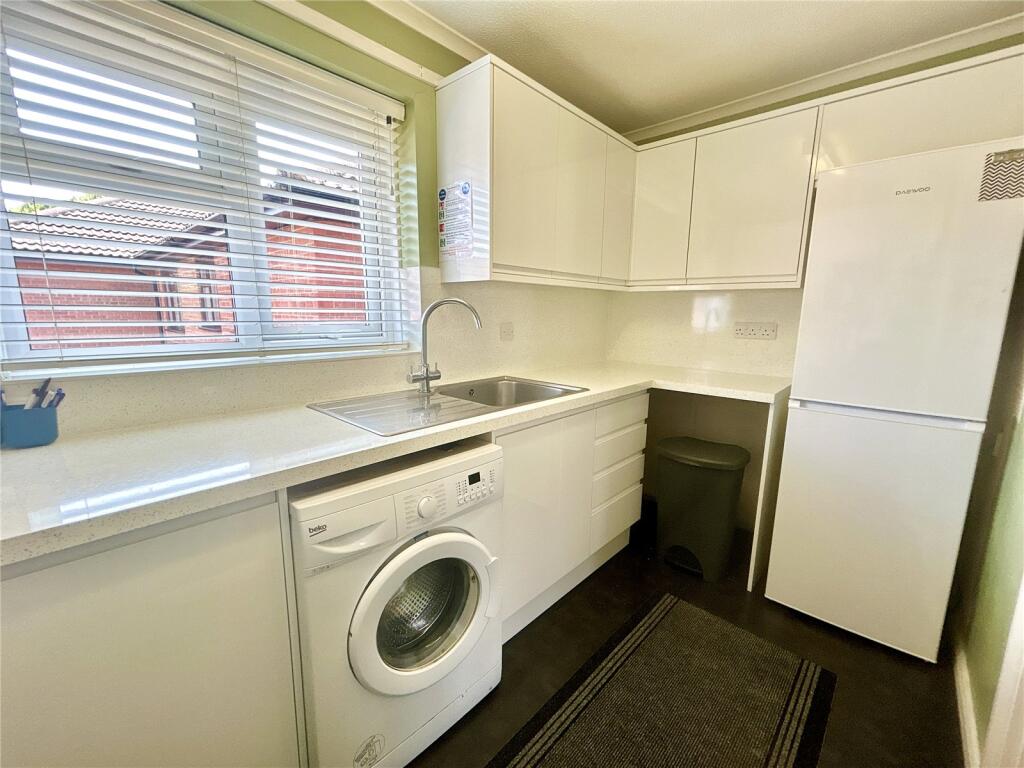 Bowes Close, Sidcup, Kent, DA15 - View 6