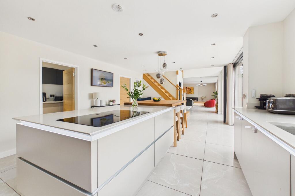 House in Mid Devon, Fordton, Crediton - View 5