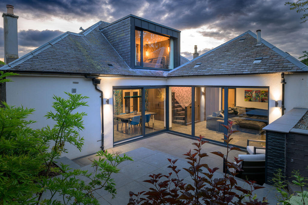 Main image of property: 44 Edinburgh Road, Peebles, EH45 8EB