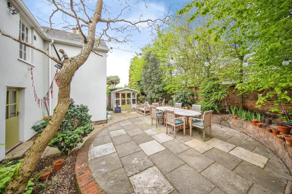 House in Colchester - View 3