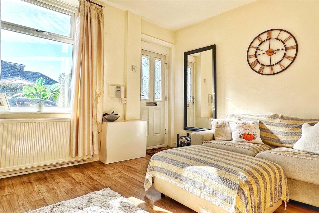 House in Tameside, Greater Manchester - View 5