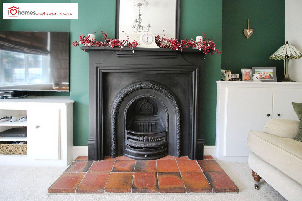 House in Walsall, West Midlands - View 3