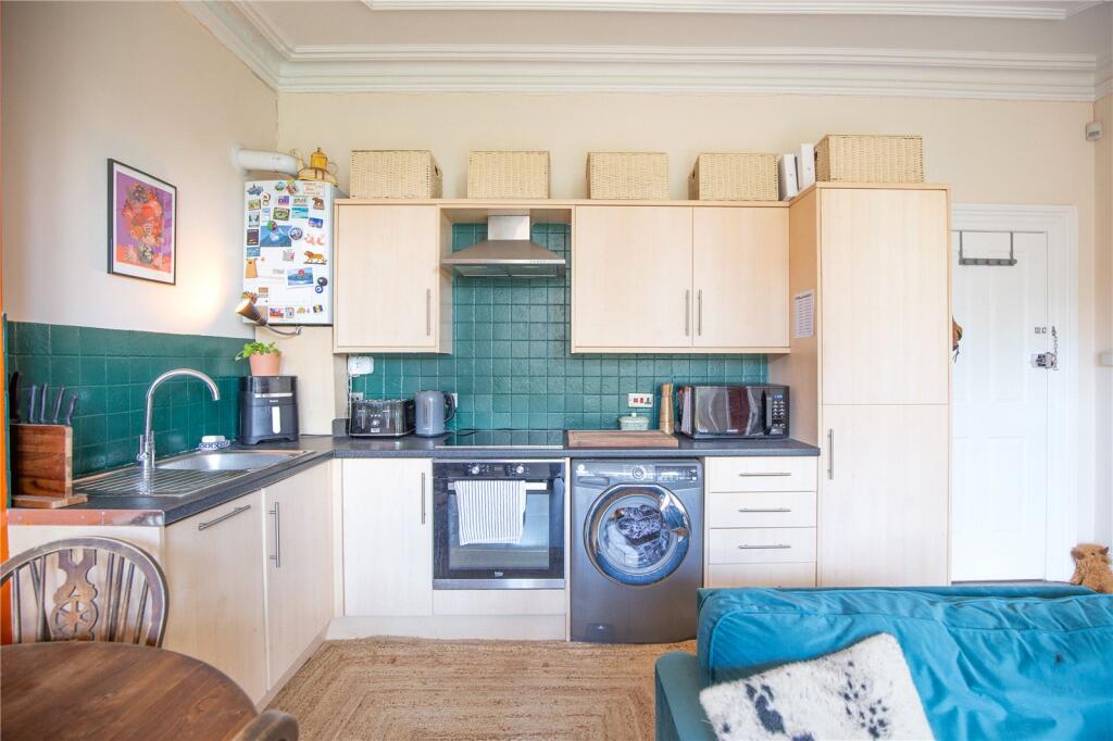 Apartment in Filton, Northville - More