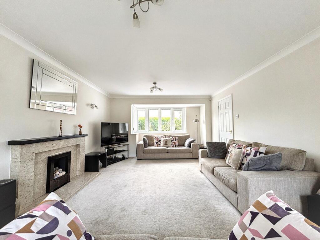 House in Tonbridge - View 3