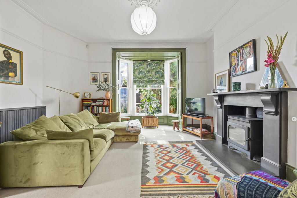 House in Swansea, Uplands - More