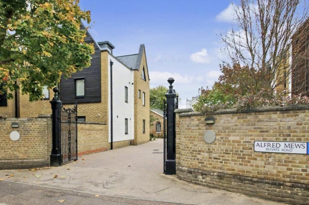 Main image of property: Hall Street, Old Moulsham