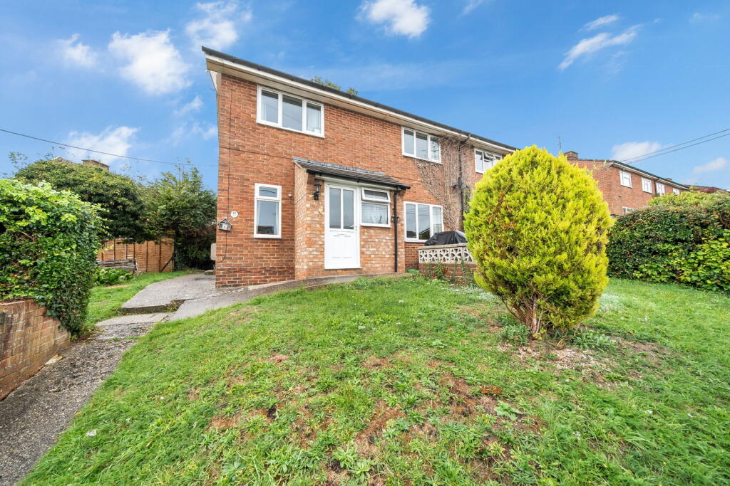 Main image of property: The Knowlings, Whitchurch RG28 7JR
