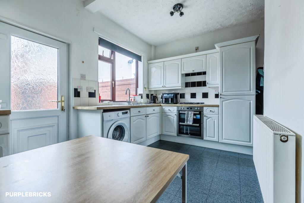 House in Rochdale, Greater Manchester - View 3