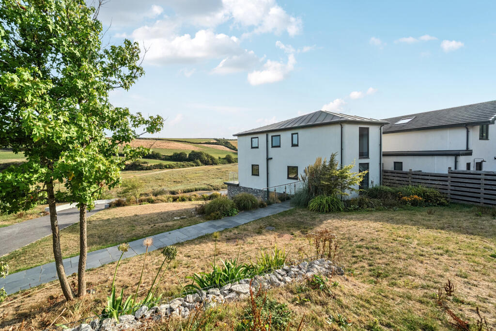 House in Truro - View 5