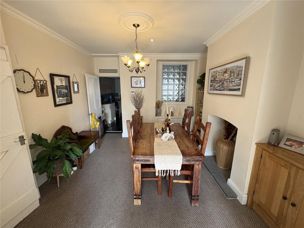 House in Taunton - View 3