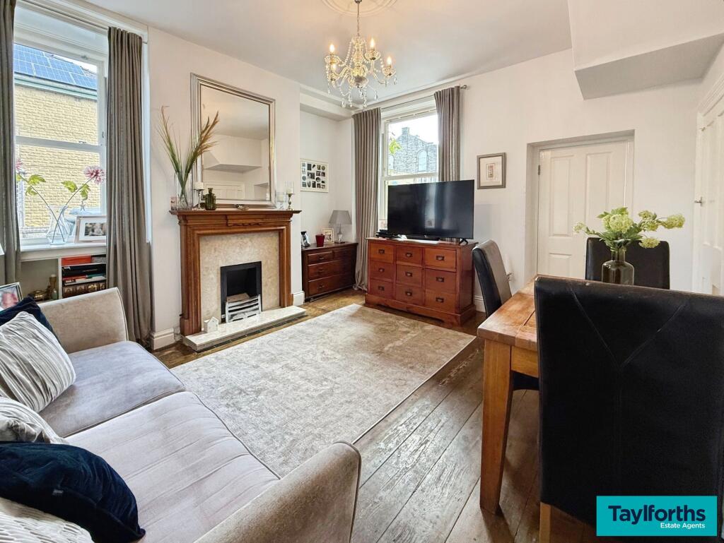 Rainhall Road, Barnoldswick, BB18 photo 3