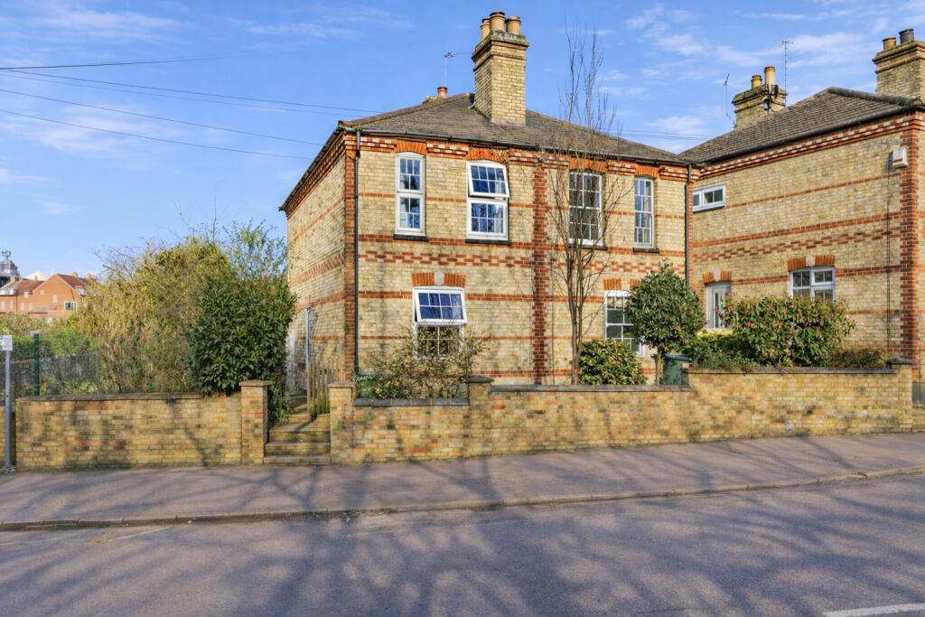 Folly Lane, St. Albans, Hertfordshire, AL3