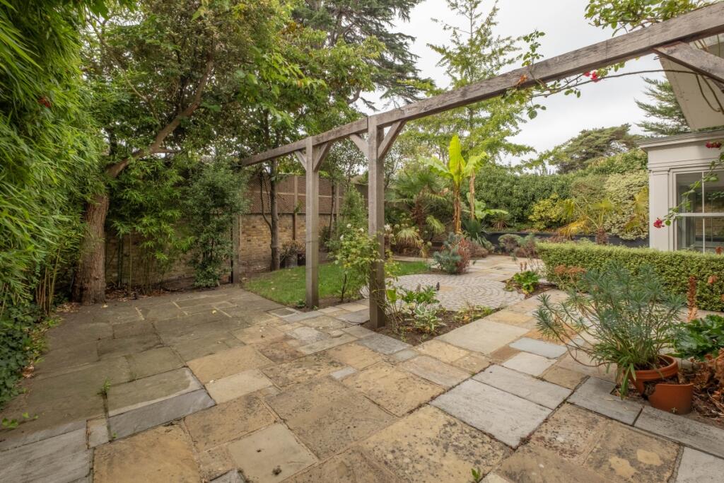 Property photo 10