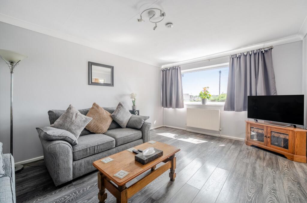 The Green, Leasingham - View 5