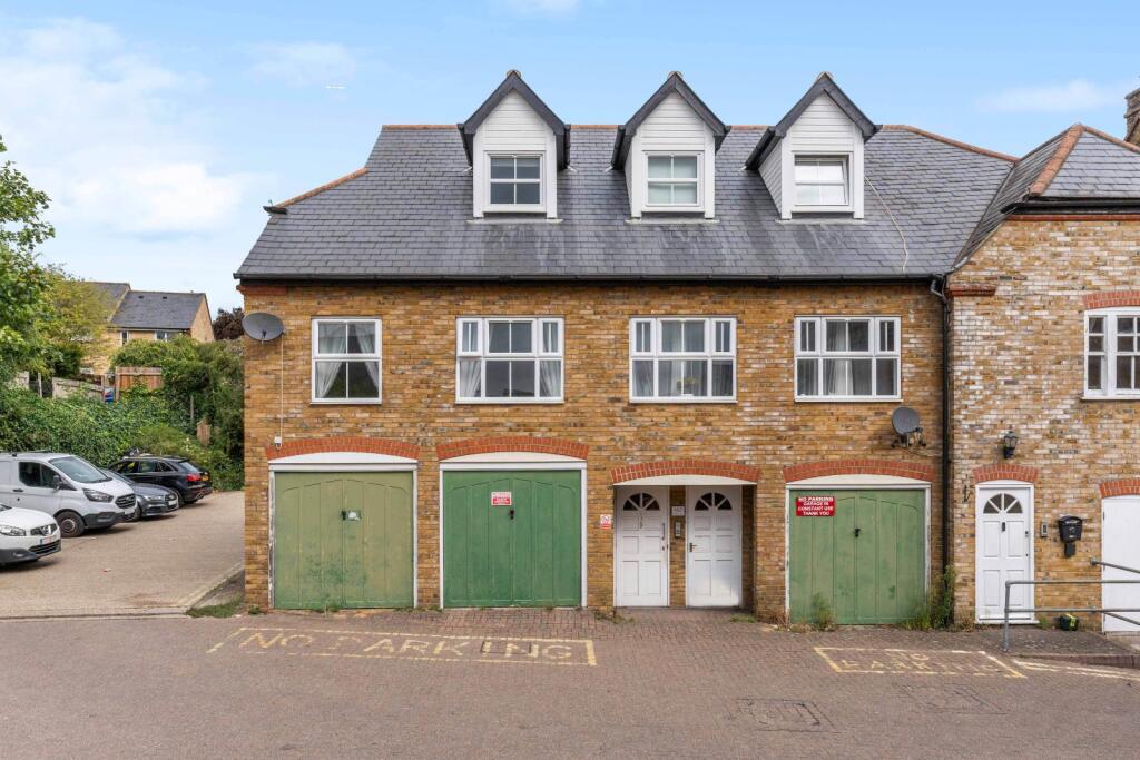 Main image of property: South Street, Bishop's Stortford, Hertfordshire, CM23