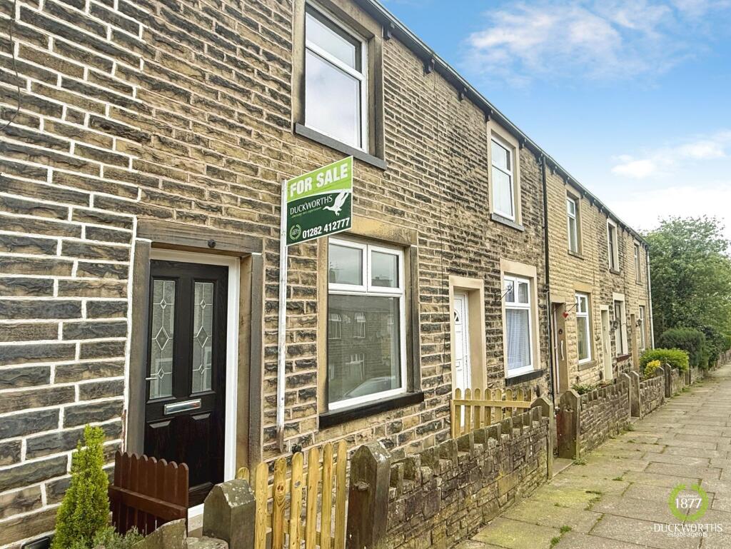 House in Burnley, Harle Syke, Briercliffe - More