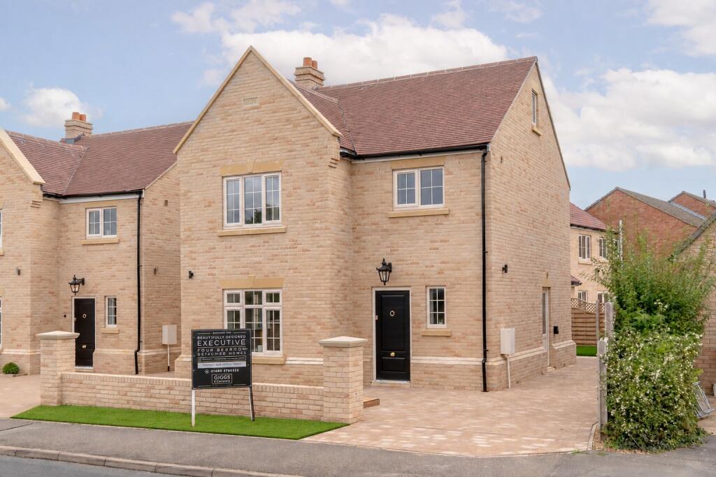 4-bed detached on Potton Road, Hilton, Huntingdon, Cambridgeshire, PE28 9NG, £500,000
