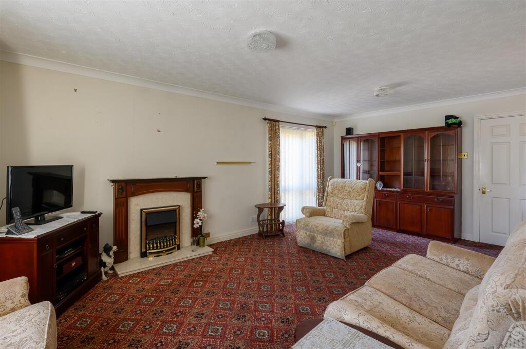 House in York - View 4