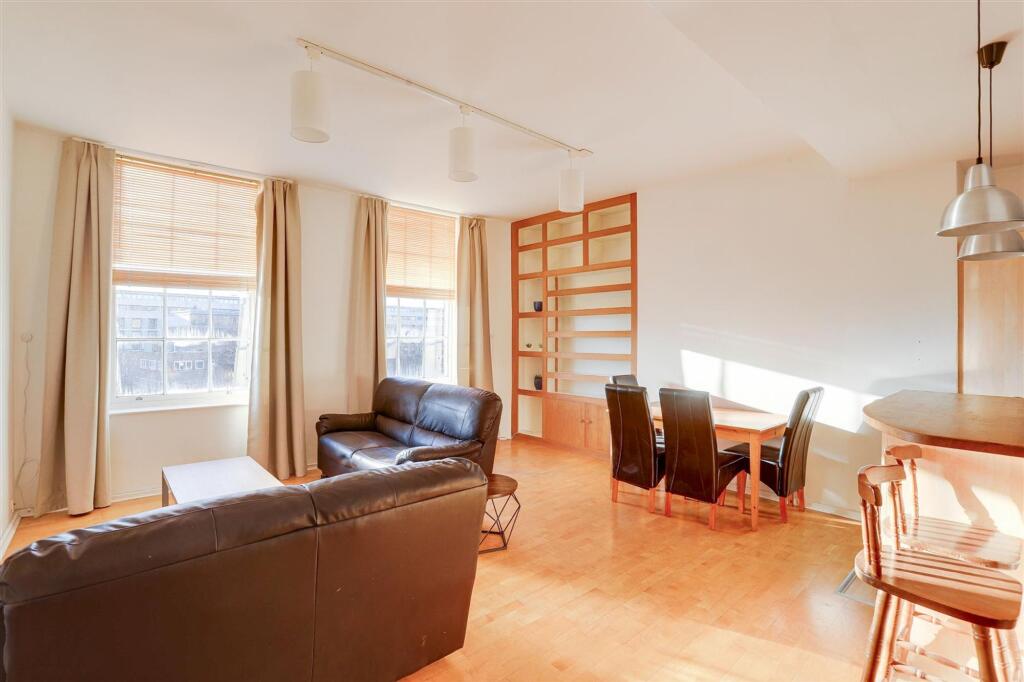 Apartment in Nottingham, Lace Market, The Meadows - View 4