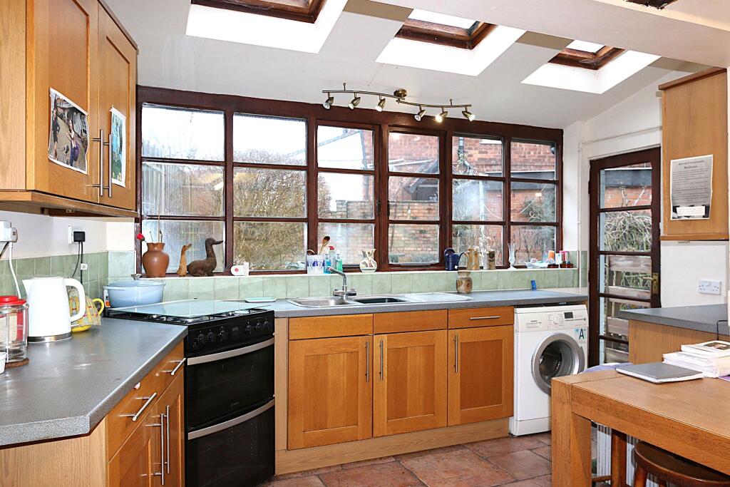 Additional image 6 of Henley Street, Alcester, B49