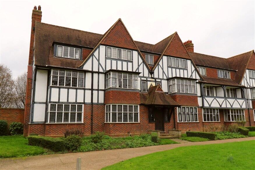 Main image of property: Queens Drive, West Acton, West Acton, W3