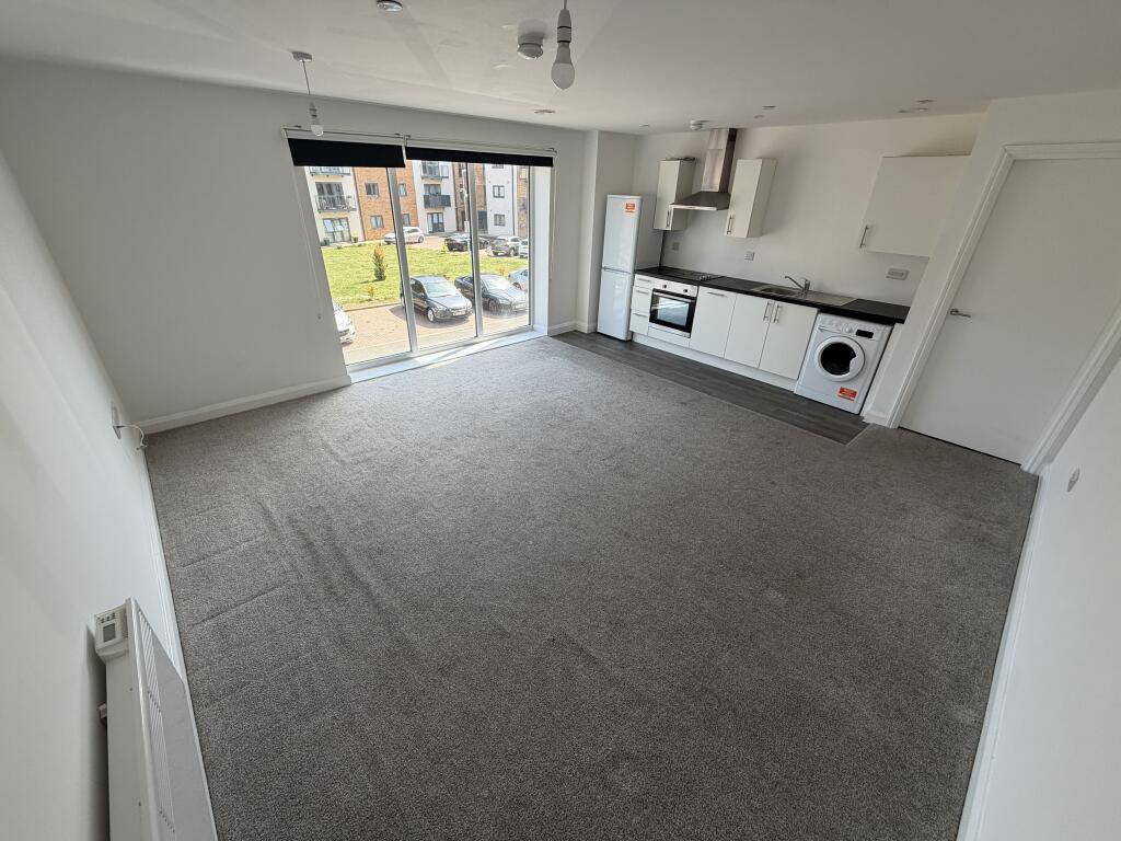 Main image of property: White Rose Apartments, LU1