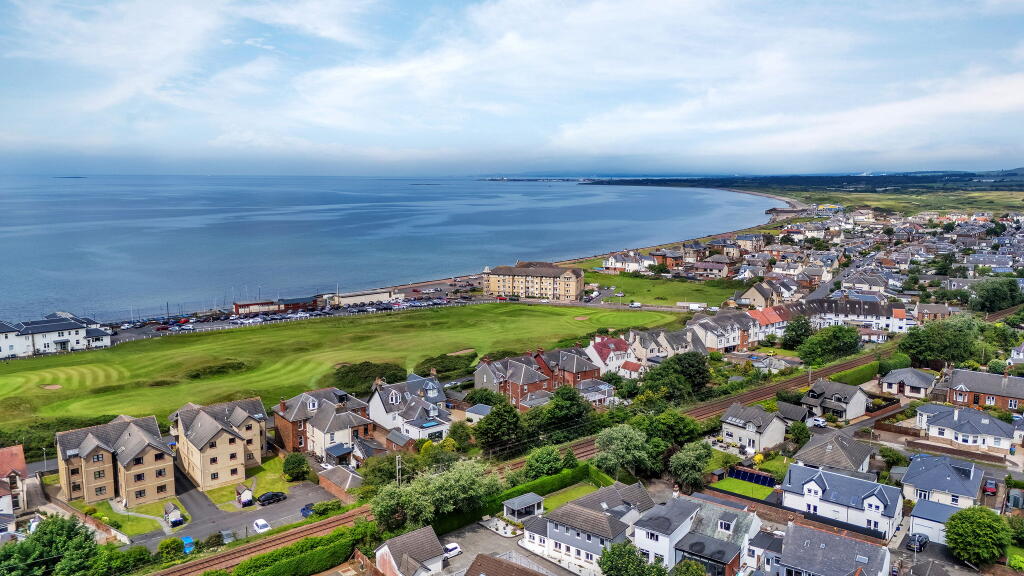 Apartment in Kilmarnock - View 5