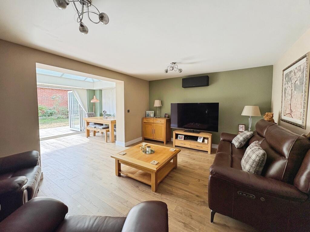 House in Guildford - View 3