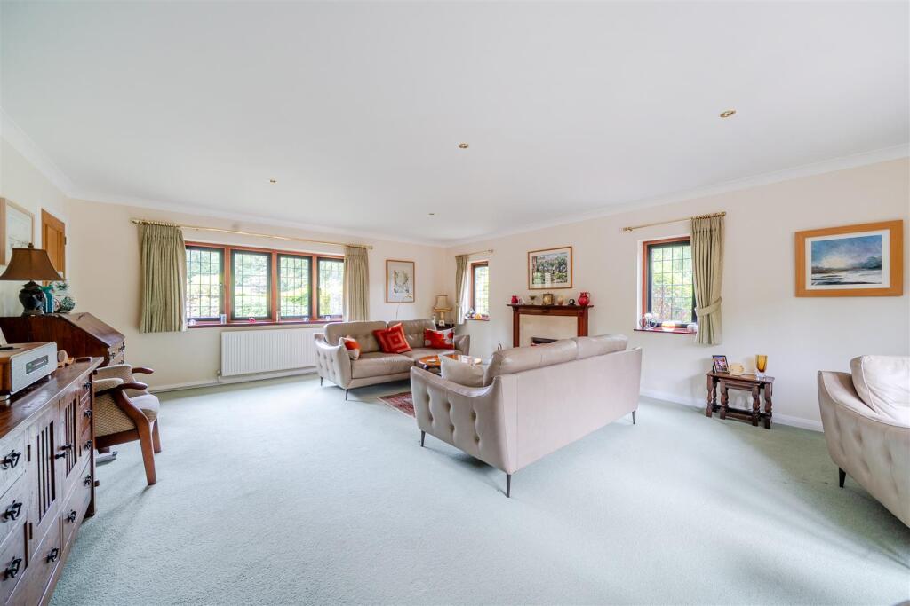 House in Waverley, Haslemere - More