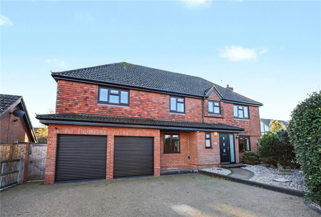 5-bed detached on Isbets Dale, Taverham, Norwich, Norfolk, NR8, £550,000
