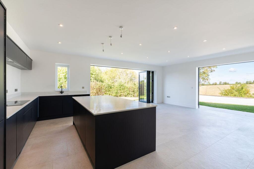 House in Warwick, Bishop's Tachbrook - More