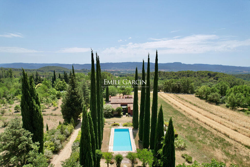 Main image of property: Provence-Alps-Cote d`Azur, Vaucluse, Lauris
