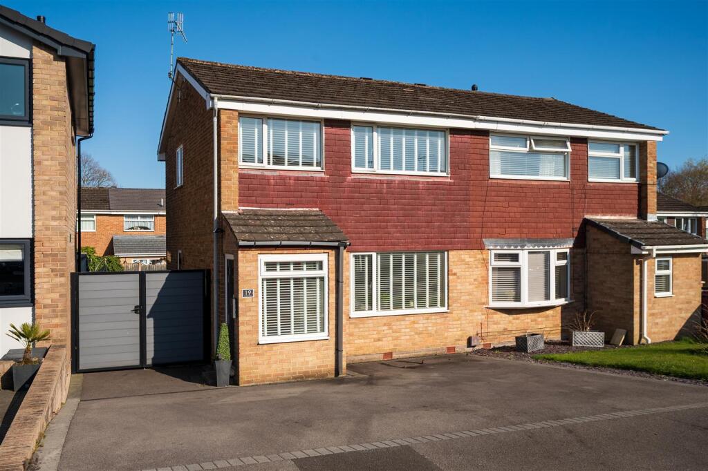 Main image of property: Arundel Close, Dronfield Woodhouse, Dronfield