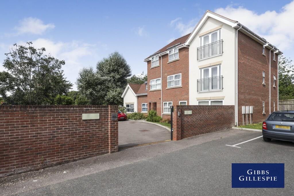 Main image of property: Winton Approach, Croxley Green, Rickmansworth, WD3