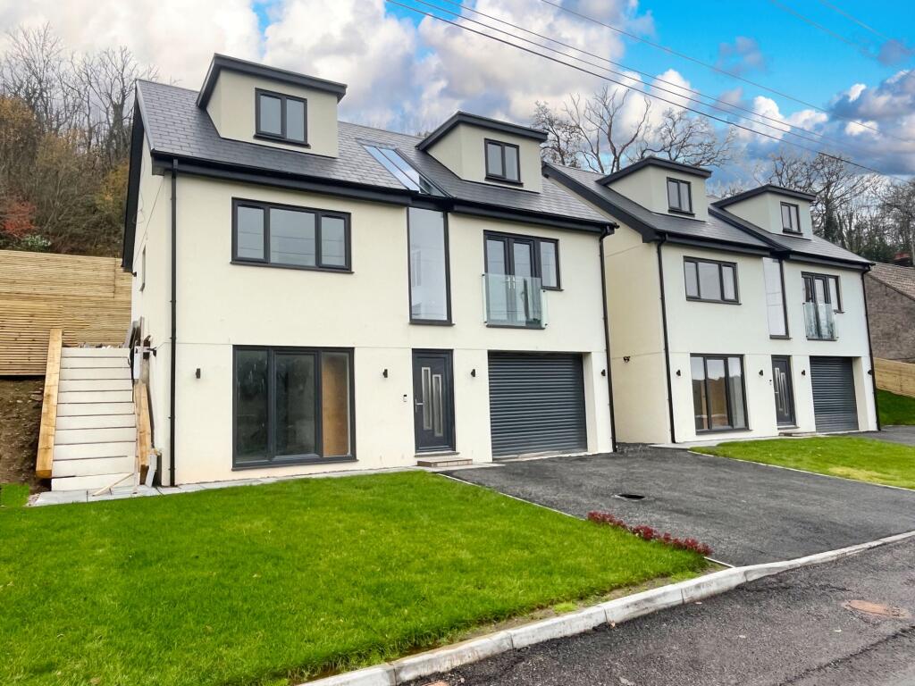 4-bed detached on Graig Penllyn, The Vale Of Glamorgan, CF71, £499,950