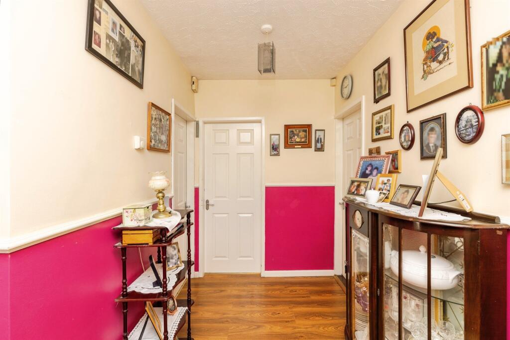 Additional image 11 of Tanglewood Court, Bradford