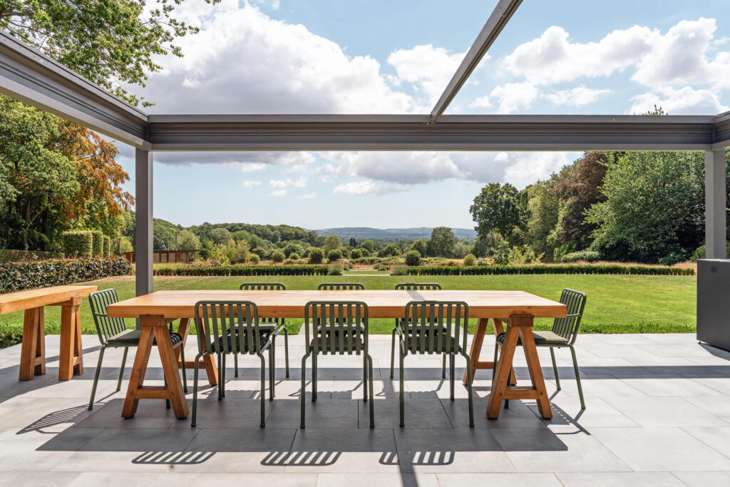 House in Redhill - View 4