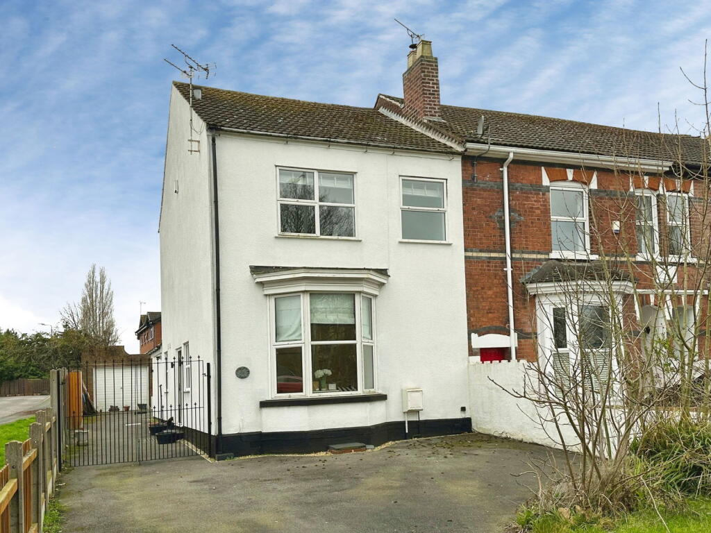 Main image of property: Broad Lane, Finchfield, Wolverhampton, WV3 9BW